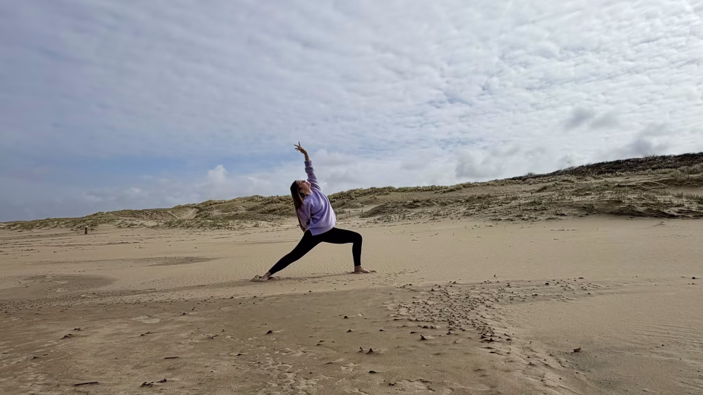 Yoga für Anfänger mit Sarah Frößl in Idstein und Niedernhausen im Taunus